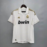 Real Madrid 11/12 home Football kit - Footyb